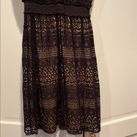 Max Studio V-neck Black Lace Dress w/ Nude Lining - Picture 4 of 10